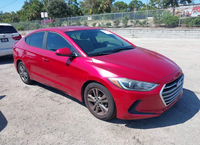 2018 Hyundai Elantra SEL (VIN 5NPD84LFXJH376971) main photo