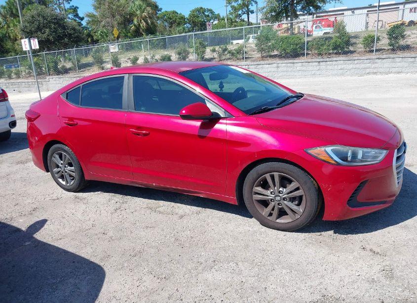 Photo 13 of 2018 Hyundai Elantra SEL (VIN 5NPD84LFXJH376971)