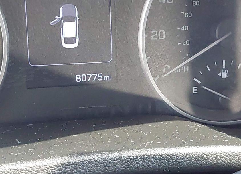 Photo 15 of 2018 Hyundai Elantra SEL (VIN 5NPD84LFXJH376971)