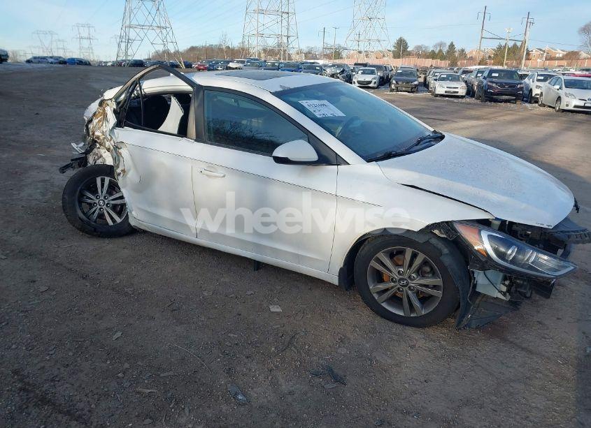 2018 Hyundai Elantra VALUE EDITION (VIN 5NPD84LFXJH386948) main photo