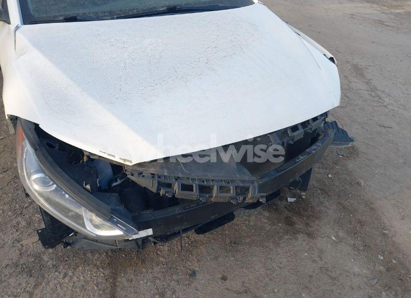 Photo 6 of 2018 Hyundai Elantra VALUE EDITION (VIN 5NPD84LFXJH386948)