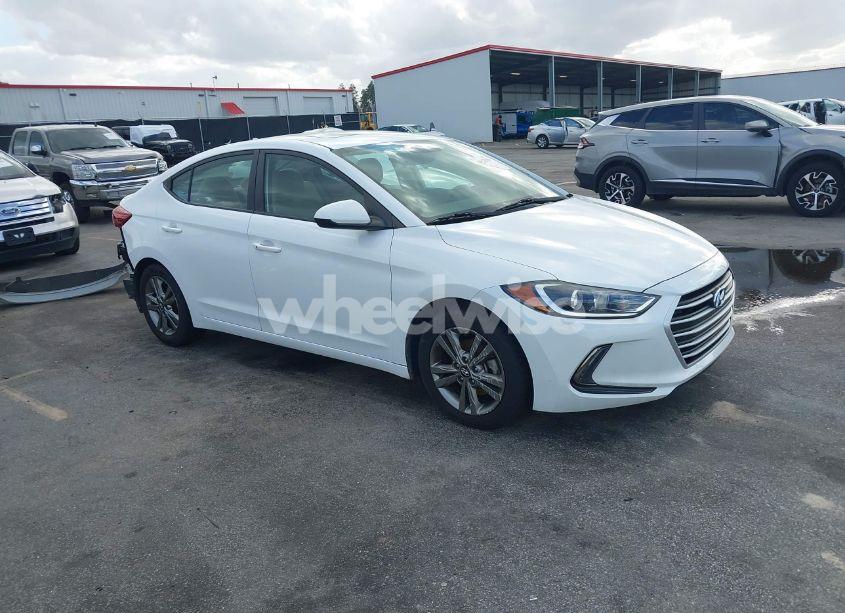 2018 Hyundai Elantra VALUE EDITION (VIN 5NPD84LFXJH389056) main photo