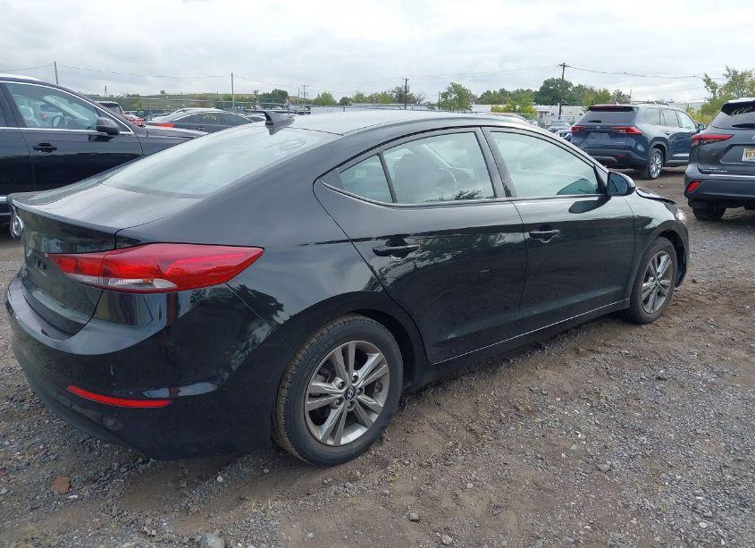 Photo 4 of 2018 Hyundai Elantra VALUE EDITION (VIN 5NPD84LFXJH399084)
