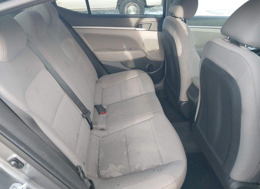 Photo 8 of 2019 Hyundai Elantra SEL (VIN 5NPD84LFXKH425541)
