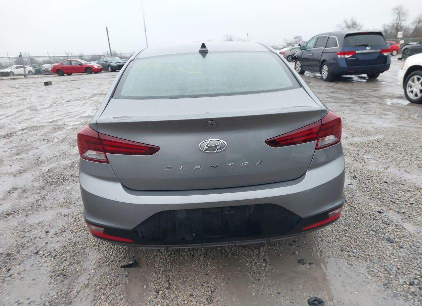 Photo 16 of 2019 Hyundai Elantra SEL (VIN 5NPD84LFXKH426866)