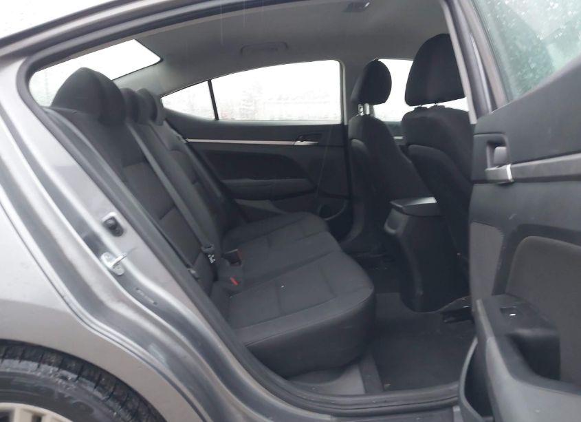 Photo 8 of 2019 Hyundai Elantra SEL (VIN 5NPD84LFXKH426866)