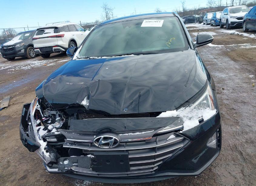 Photo 12 of 2019 Hyundai Elantra LIMITED (VIN 5NPD84LFXKH430531)