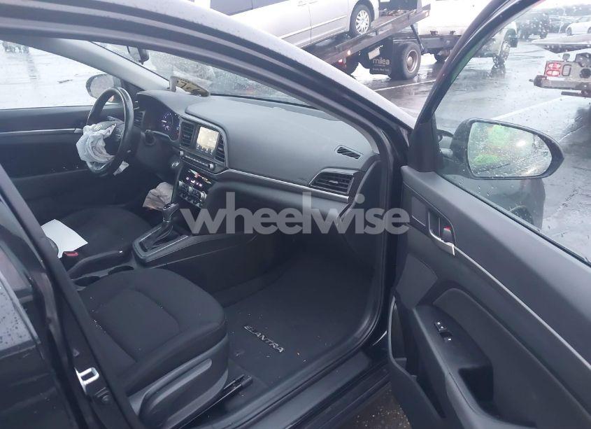 Photo 5 of 2019 Hyundai Elantra VALUE EDITION (VIN 5NPD84LFXKH463058)
