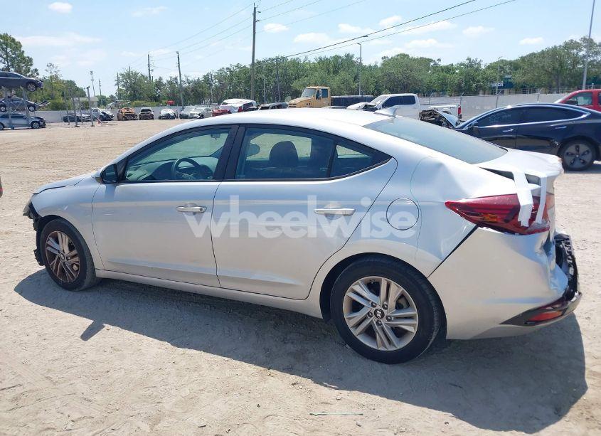 Photo 14 of 2019 Hyundai Elantra SEL (VIN 5NPD84LFXKH466932)