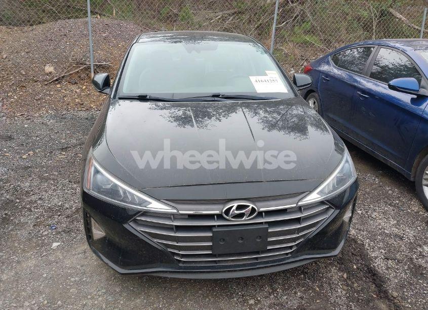 Photo 12 of 2019 Hyundai Elantra SEL (VIN 5NPD84LFXKH467868)