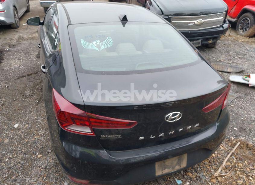 Photo 16 of 2019 Hyundai Elantra SEL (VIN 5NPD84LFXKH467868)