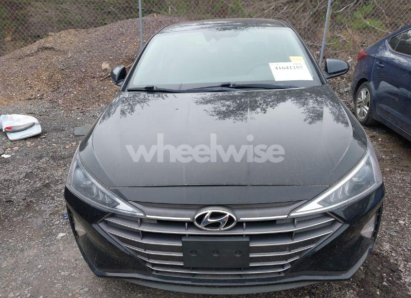 Photo 6 of 2019 Hyundai Elantra SEL (VIN 5NPD84LFXKH467868)