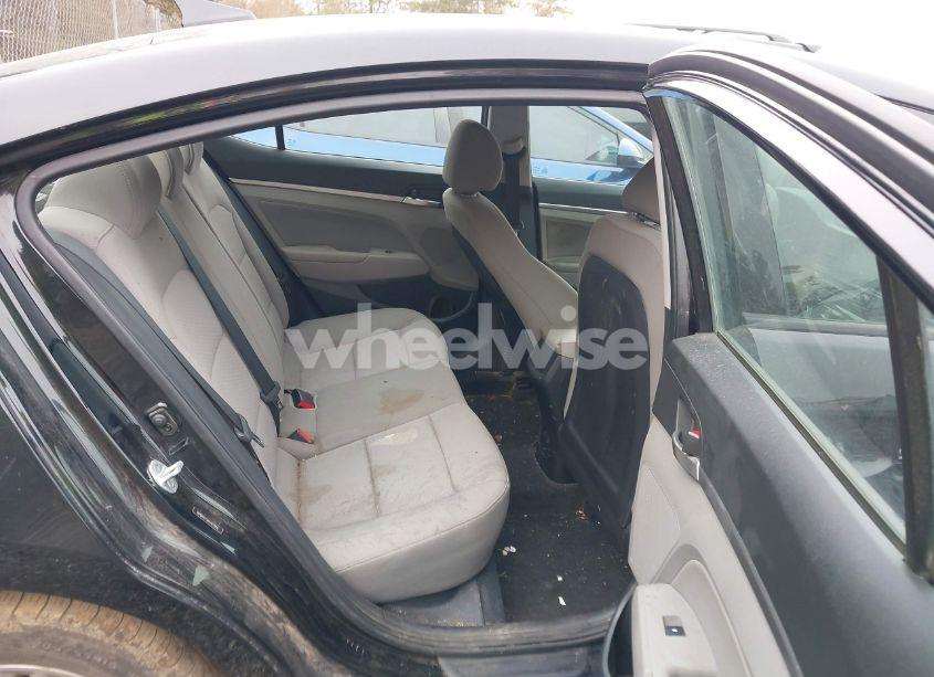 Photo 8 of 2019 Hyundai Elantra SEL (VIN 5NPD84LFXKH467868)