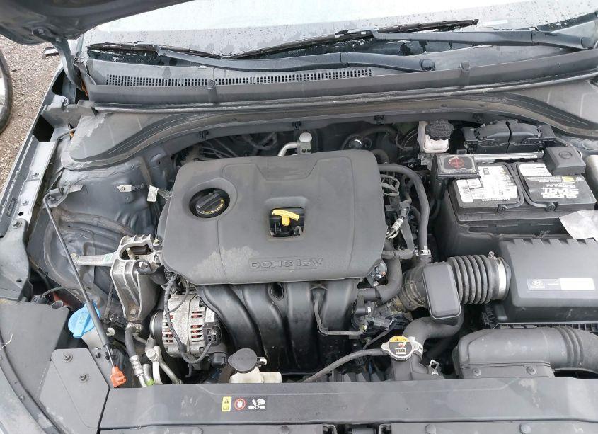 Photo 10 of 2019 Hyundai Elantra SEL (VIN 5NPD84LFXKH479471)