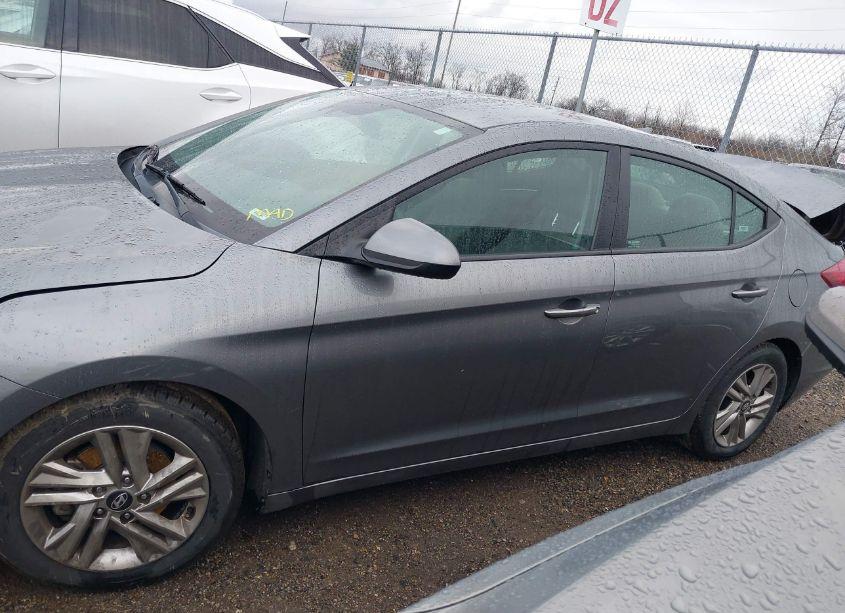 Photo 15 of 2019 Hyundai Elantra SEL (VIN 5NPD84LFXKH479471)