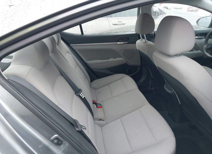 Photo 8 of 2019 Hyundai Elantra SEL (VIN 5NPD84LFXKH479471)