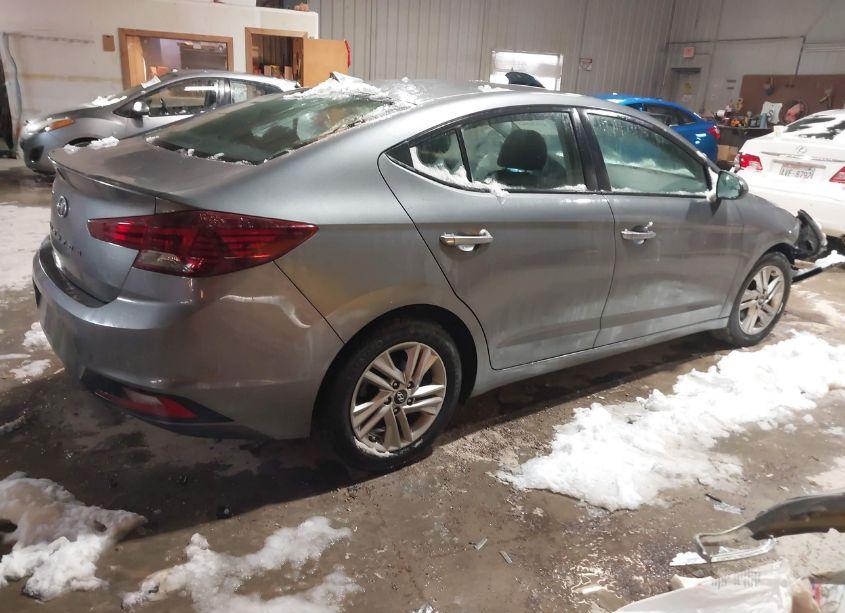 Photo 4 of 2020 Hyundai Elantra SEL (VIN 5NPD84LFXLH502314)