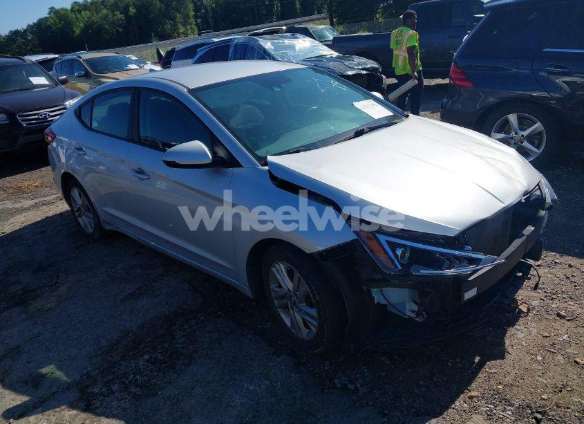 2020 Hyundai Elantra SEL (VIN 5NPD84LFXLH523891) main photo