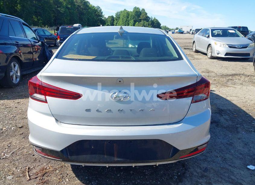 Photo 15 of 2020 Hyundai Elantra SEL (VIN 5NPD84LFXLH523891)