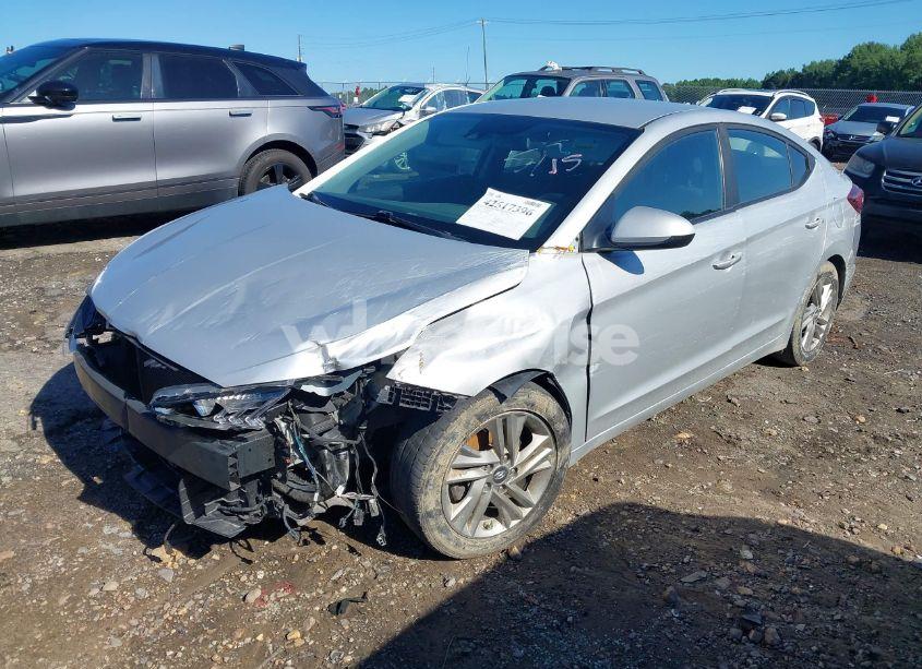 Photo 2 of 2020 Hyundai Elantra SEL (VIN 5NPD84LFXLH523891)