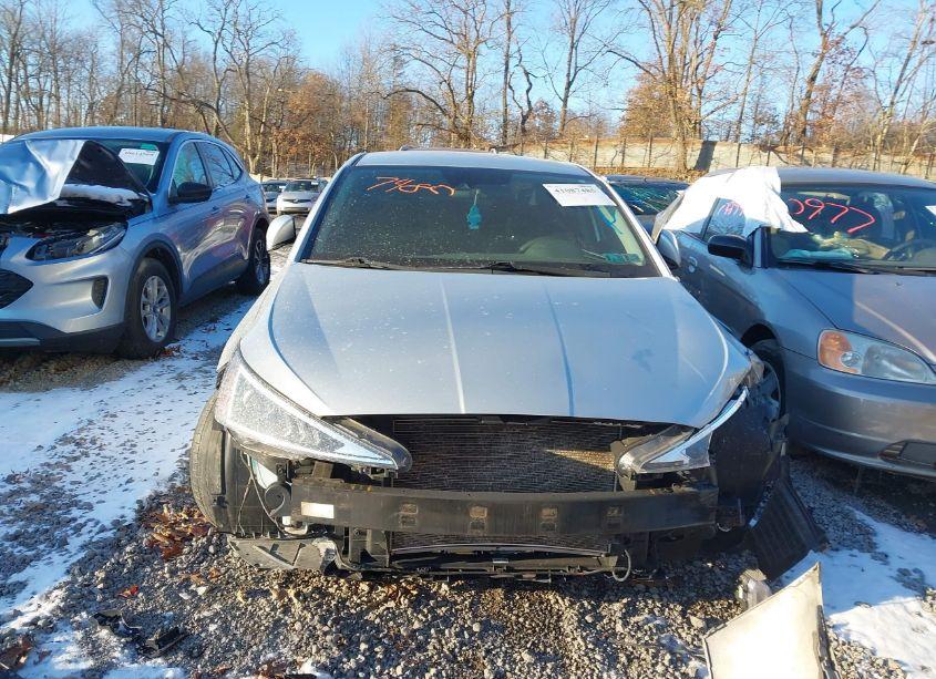 Photo 13 of 2020 Hyundai Elantra SEL (VIN 5NPD84LFXLH537046)