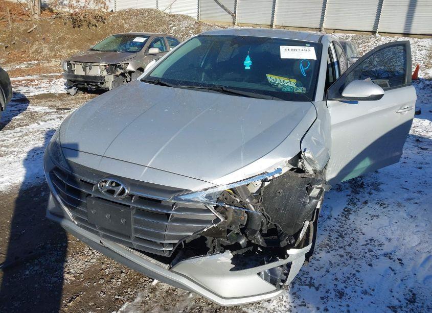 Photo 18 of 2020 Hyundai Elantra SEL (VIN 5NPD84LFXLH537046)