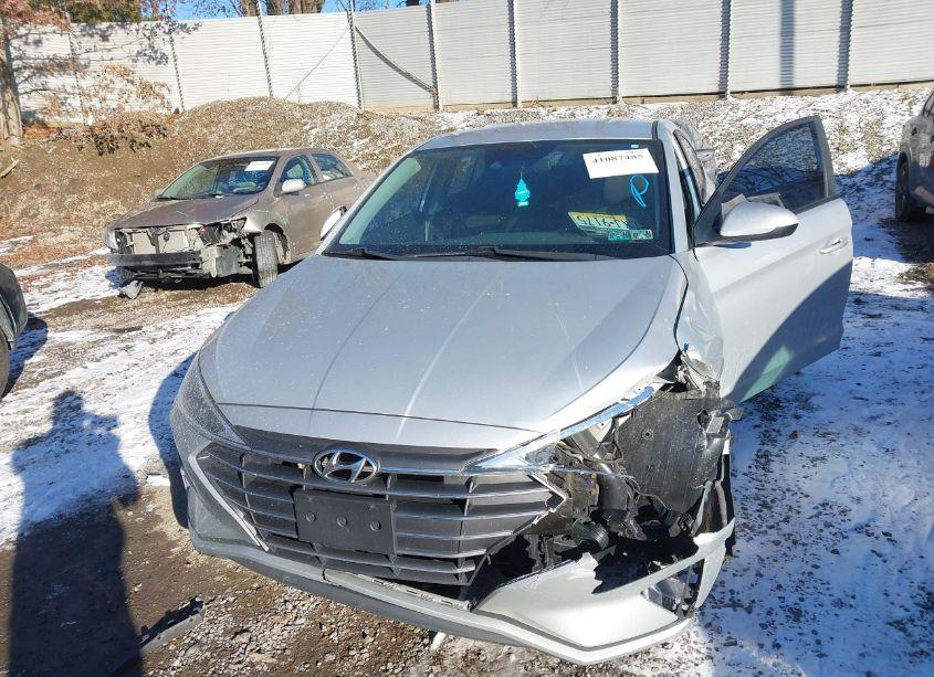 Photo 21 of 2020 Hyundai Elantra SEL (VIN 5NPD84LFXLH537046)