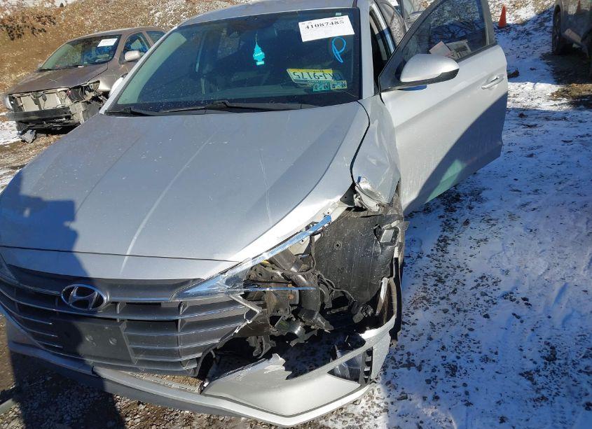 Photo 22 of 2020 Hyundai Elantra SEL (VIN 5NPD84LFXLH537046)