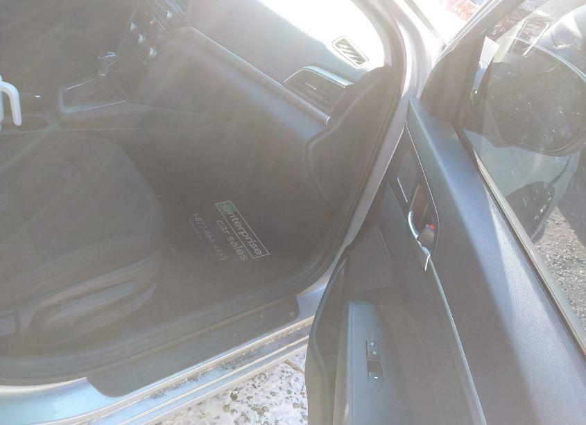 Photo 5 of 2020 Hyundai Elantra SEL (VIN 5NPD84LFXLH537046)
