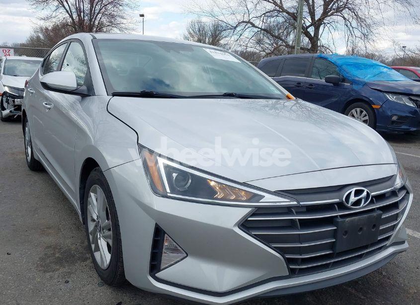 2020 Hyundai Elantra SEL (VIN 5NPD84LFXLH540917) main photo
