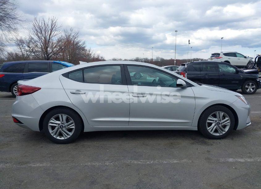 Photo 13 of 2020 Hyundai Elantra SEL (VIN 5NPD84LFXLH540917)