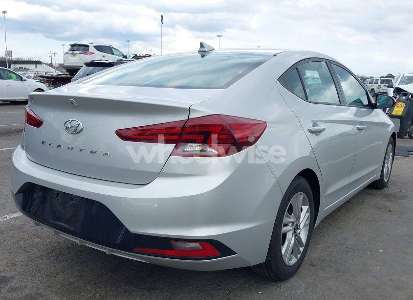 Photo 4 of 2020 Hyundai Elantra SEL (VIN 5NPD84LFXLH540917)
