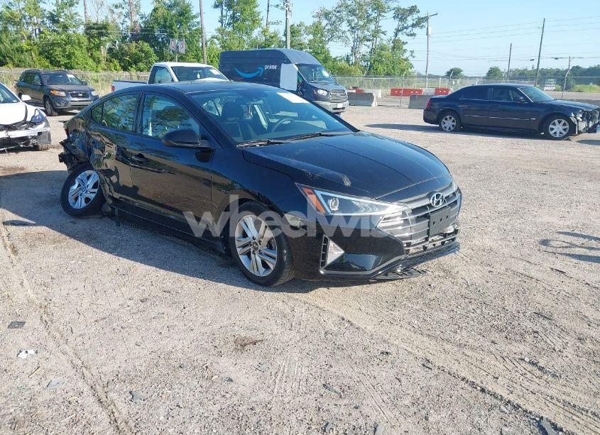 2020 Hyundai Elantra SEL (VIN 5NPD84LFXLH547463) main photo