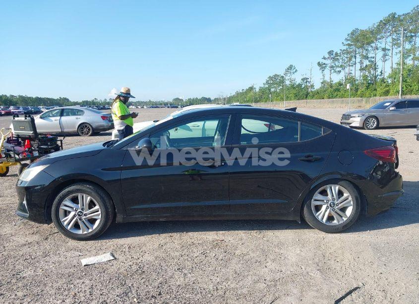 Photo 14 of 2020 Hyundai Elantra SEL (VIN 5NPD84LFXLH547463)
