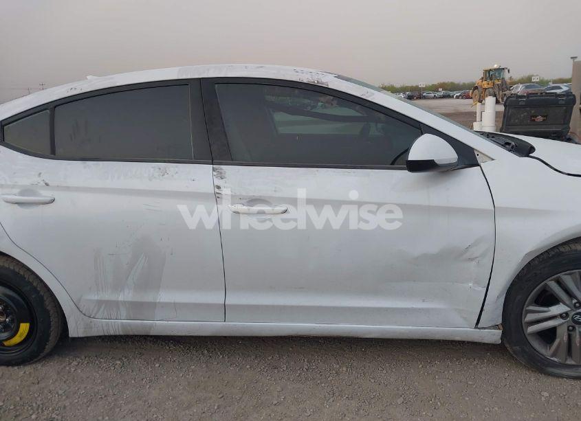 Photo 14 of 2020 Hyundai Elantra SEL (VIN 5NPD84LFXLH557474)