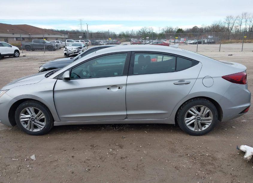 Photo 15 of 2020 Hyundai Elantra SEL (VIN 5NPD84LFXLH563503)