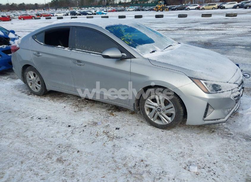 2020 Hyundai Elantra SEL (VIN 5NPD84LFXLH567082) main photo