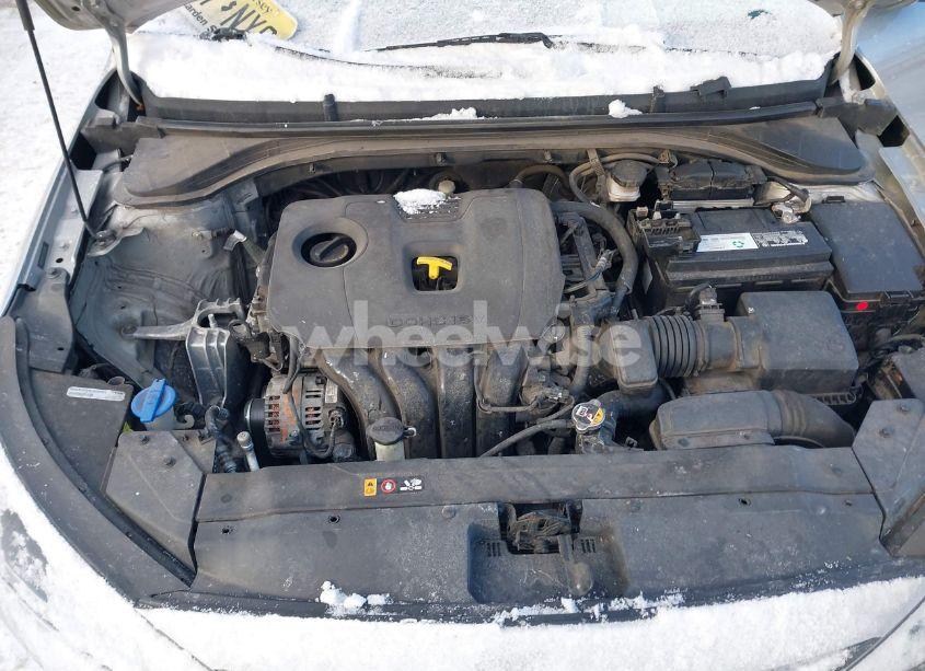 Photo 10 of 2020 Hyundai Elantra SEL (VIN 5NPD84LFXLH567082)