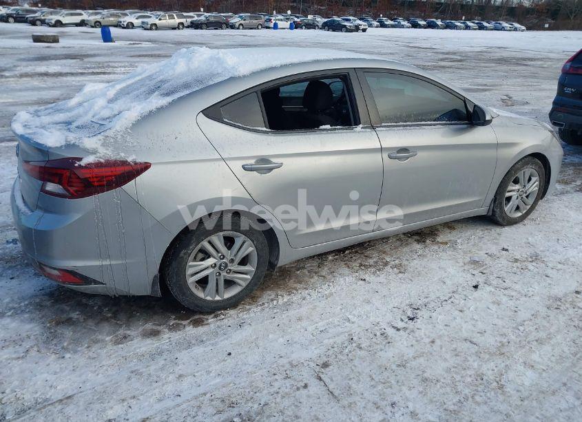 Photo 4 of 2020 Hyundai Elantra SEL (VIN 5NPD84LFXLH567082)