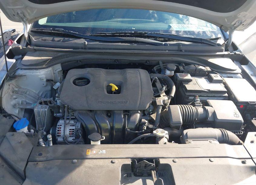 Photo 10 of 2020 Hyundai Elantra SEL (VIN 5NPD84LFXLH568491)