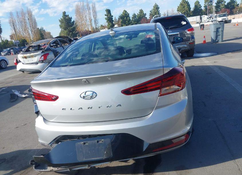 Photo 16 of 2020 Hyundai Elantra SEL (VIN 5NPD84LFXLH568491)