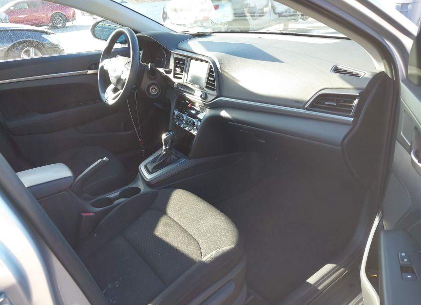 Photo 5 of 2020 Hyundai Elantra SEL (VIN 5NPD84LFXLH568491)