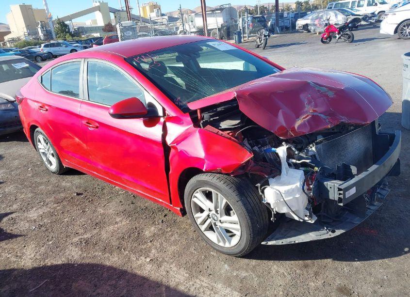 2020 Hyundai Elantra SEL (VIN 5NPD84LFXLH571312) main photo