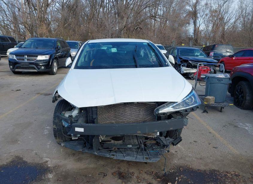 Photo 13 of 2020 Hyundai Elantra SEL (VIN 5NPD84LFXLH579619)