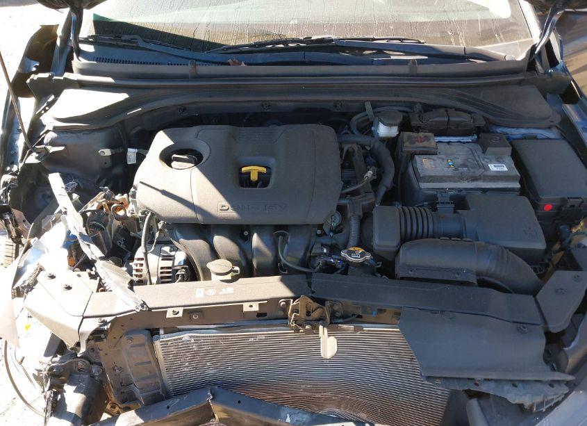 Photo 10 of 2020 Hyundai Elantra SEL (VIN 5NPD84LFXLH632318)