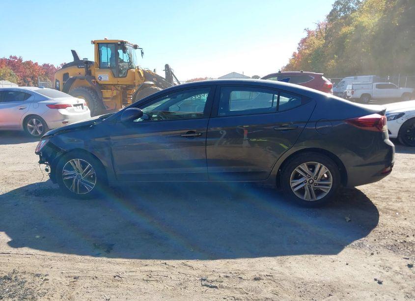 Photo 15 of 2020 Hyundai Elantra SEL (VIN 5NPD84LFXLH632318)