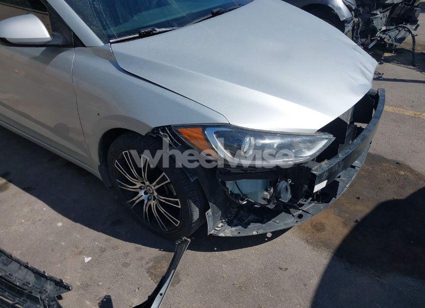 Photo 18 of 2018 Hyundai Elantra ECO (VIN 5NPD94LAXJH308963)