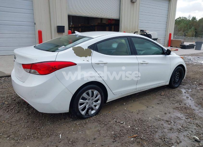 Photo 4 of 2011 Hyundai Elantra GLS (VIN 5NPDH4AE0BH009993)