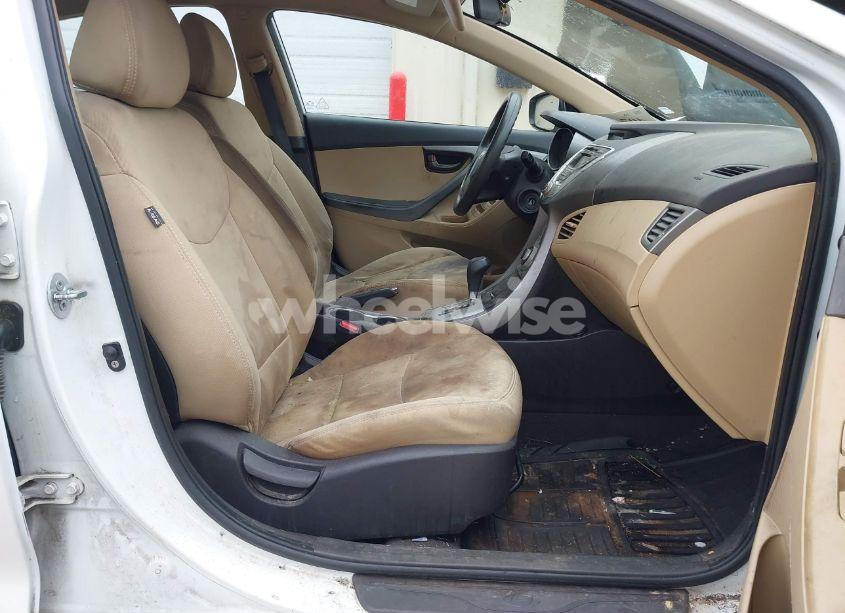 Photo 5 of 2011 Hyundai Elantra GLS (VIN 5NPDH4AE0BH009993)