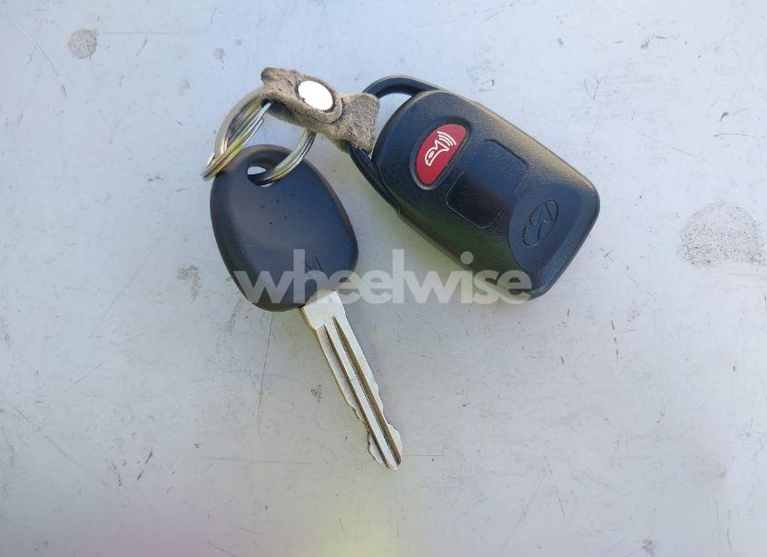 Photo 11 of 2011 Hyundai Elantra GLS (VIN 5NPDH4AE0BH014806)